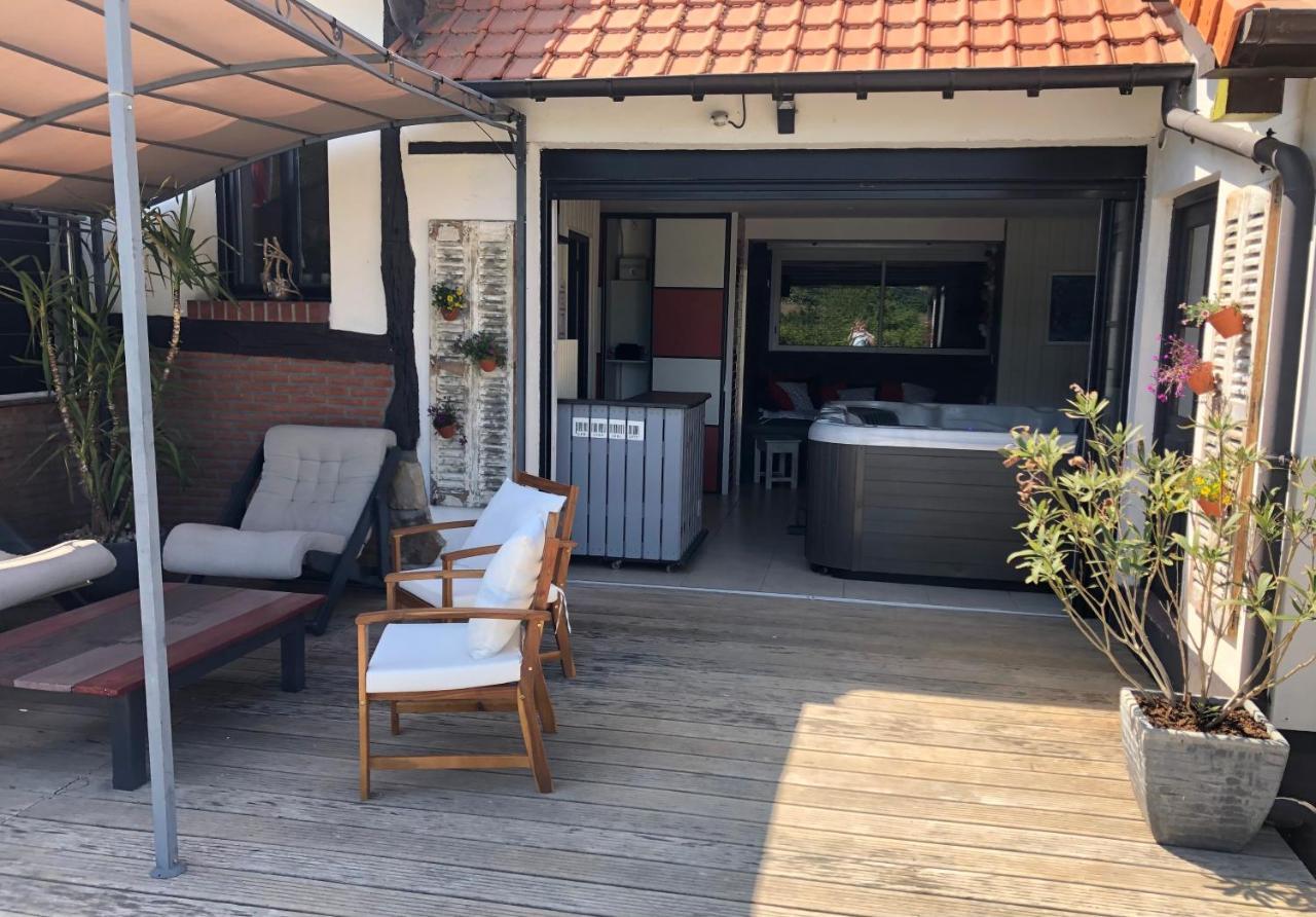 Gite Piscine Jacuzzi Privatises Clos Valentin Freulleville Eksteriør bilde