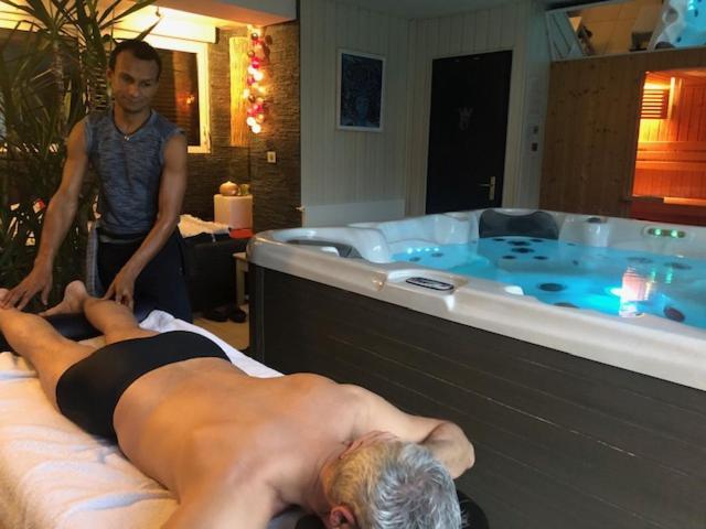 Gite Piscine Jacuzzi Privatises Clos Valentin Freulleville Eksteriør bilde